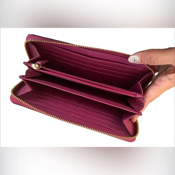 Women’s Coach Handbag, Wallet And Cosmetic Set Hot Pink Or Magenta 16.5 W X 10 H - Picture 12 of 15